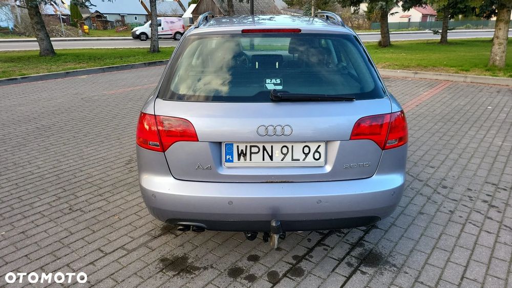 Audi A4 Avant 2.0 TDI - 9