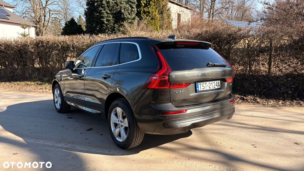 Volvo XC 60 B4 D Geartronic Momentum - 4