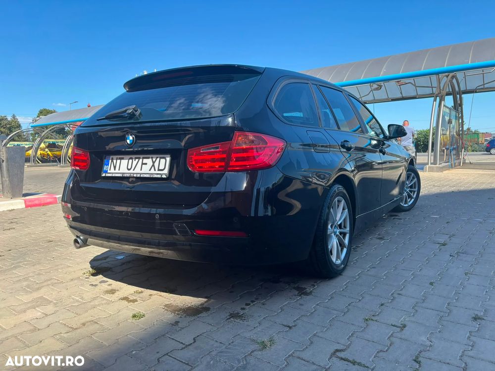 BMW Seria 3 320d Aut. - 5