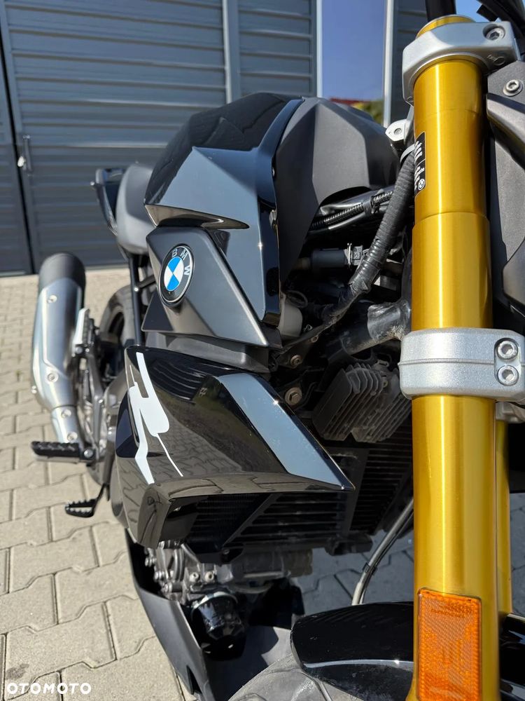 BMW G - 9