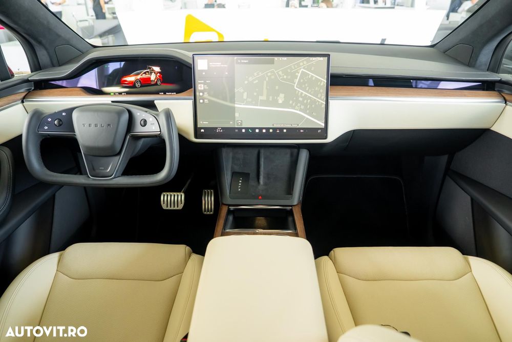 Tesla Model X Standard - 22