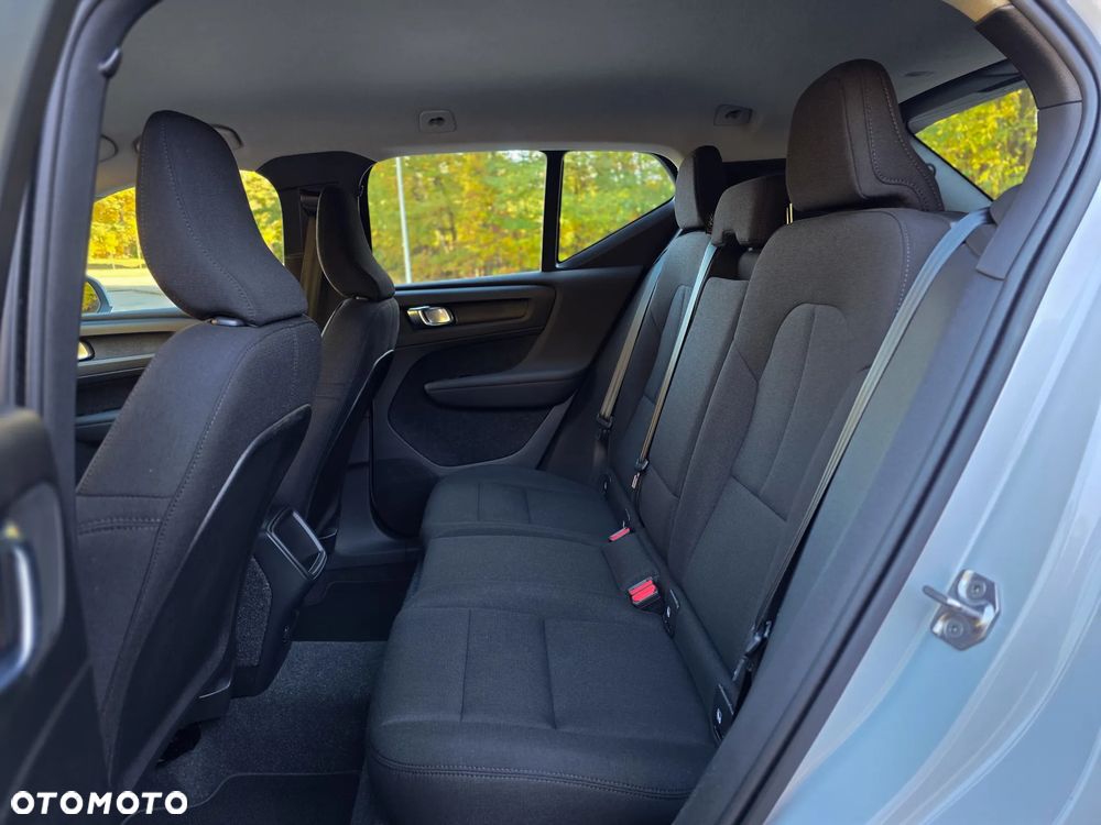 Volvo XC 40 - 18