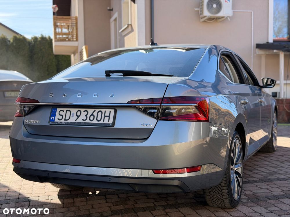 Skoda Superb 2.0 TDI SCR 4x4 Sportline DSG - 5