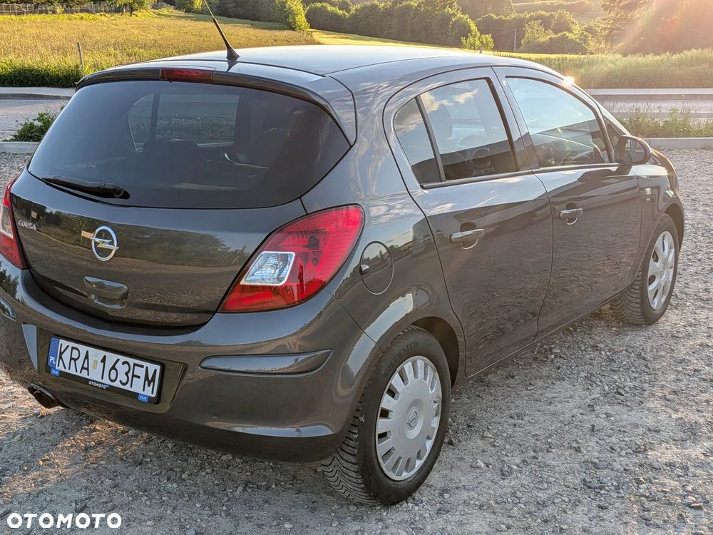 Opel Corsa 1.4 16V Enjoy - 13