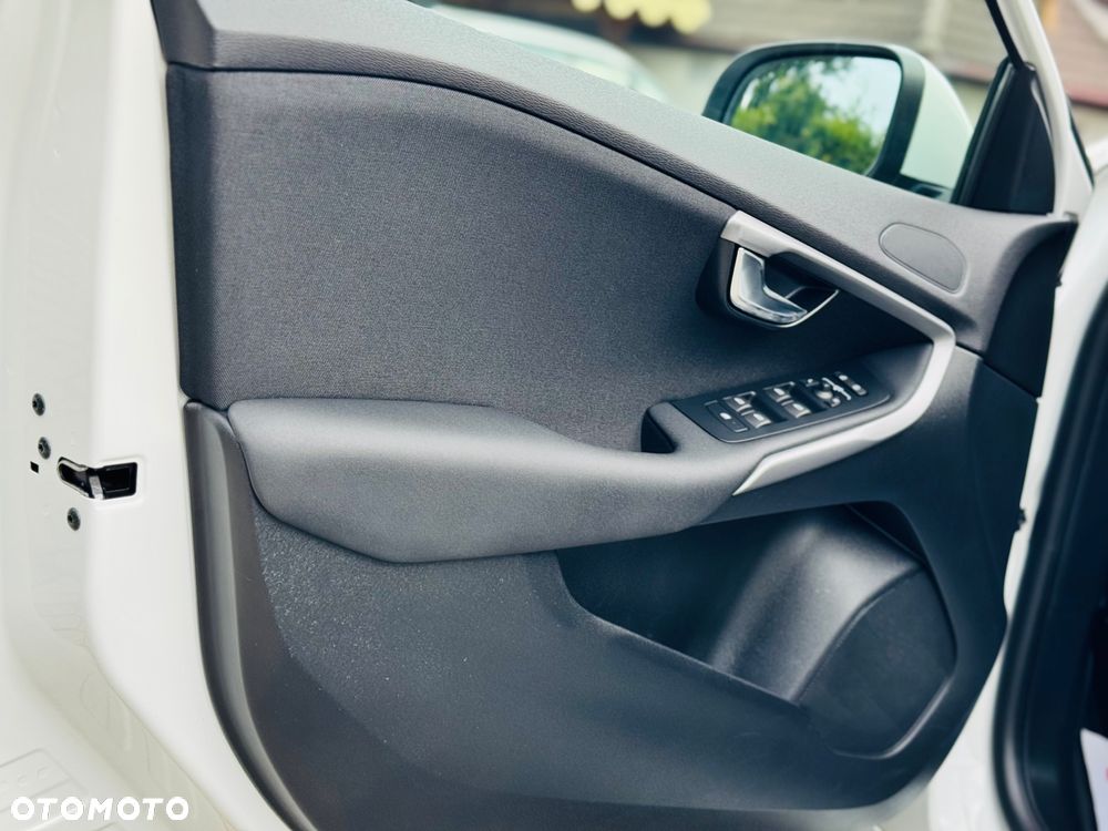 Volvo V40 D4 Drive-E Momentum - 40