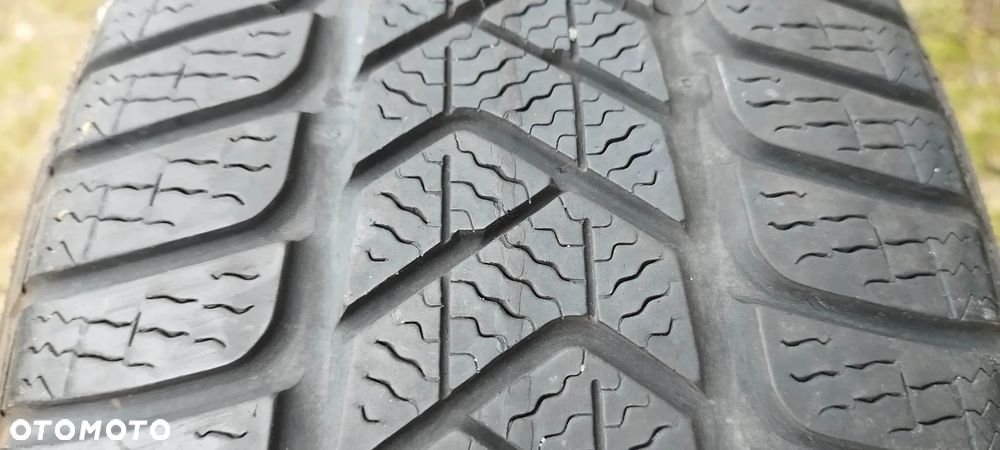 225/45/18 pirelli sottozero 3 winter - 1