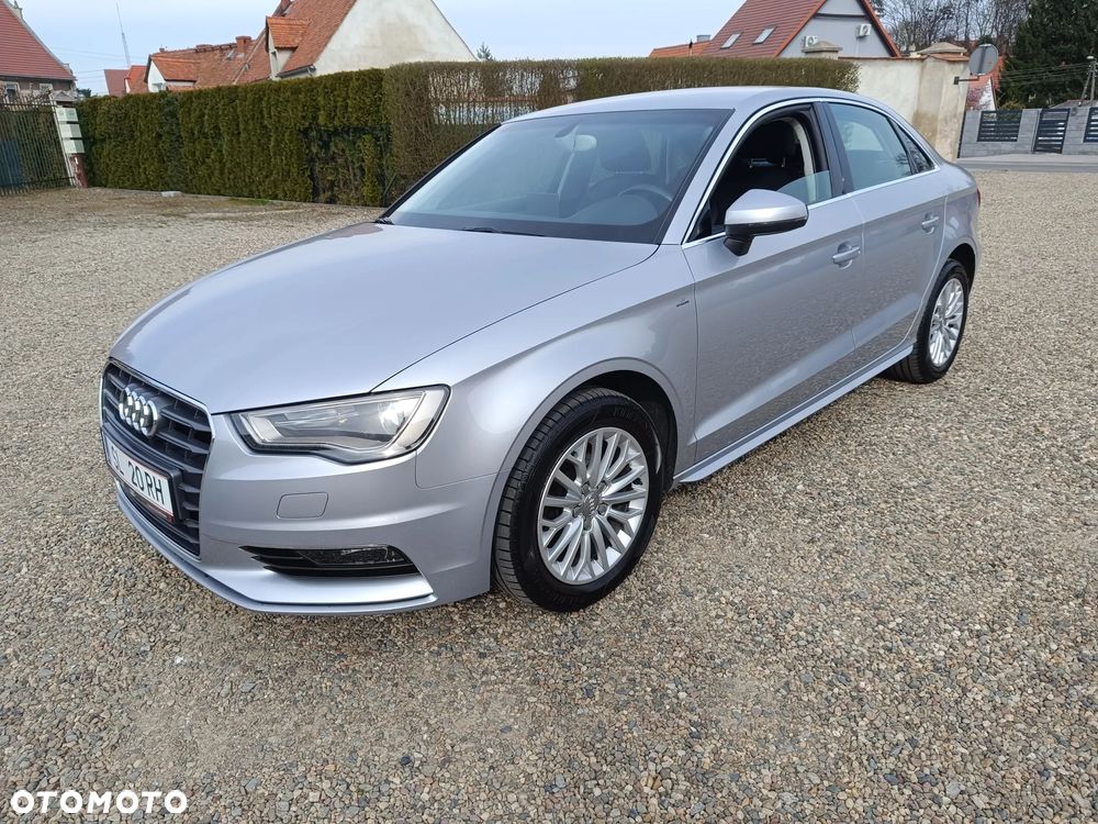 Audi A3 Limousine 1.6 TDI design - 3