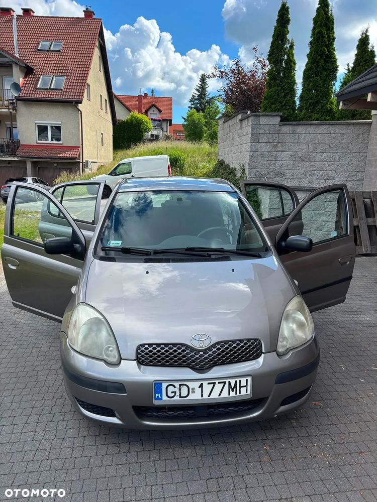 Toyota Yaris 1.3 Sol - 9