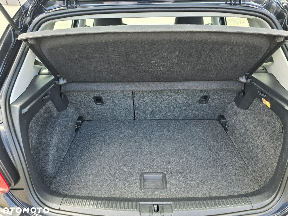 Volkswagen Polo - 16