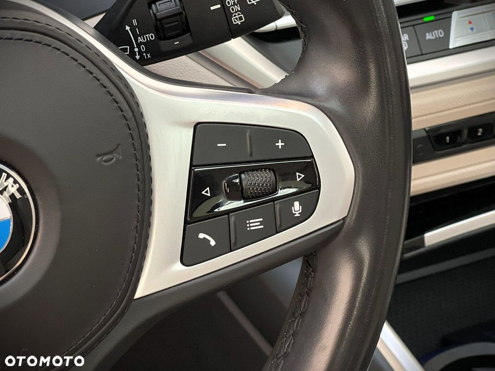 BMW Seria 3 320d xDrive Sport Line - 19