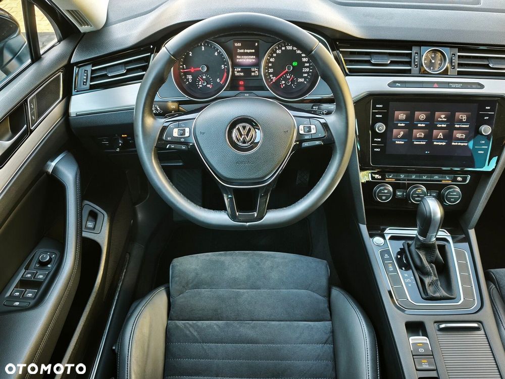 Volkswagen Passat Variant - 5