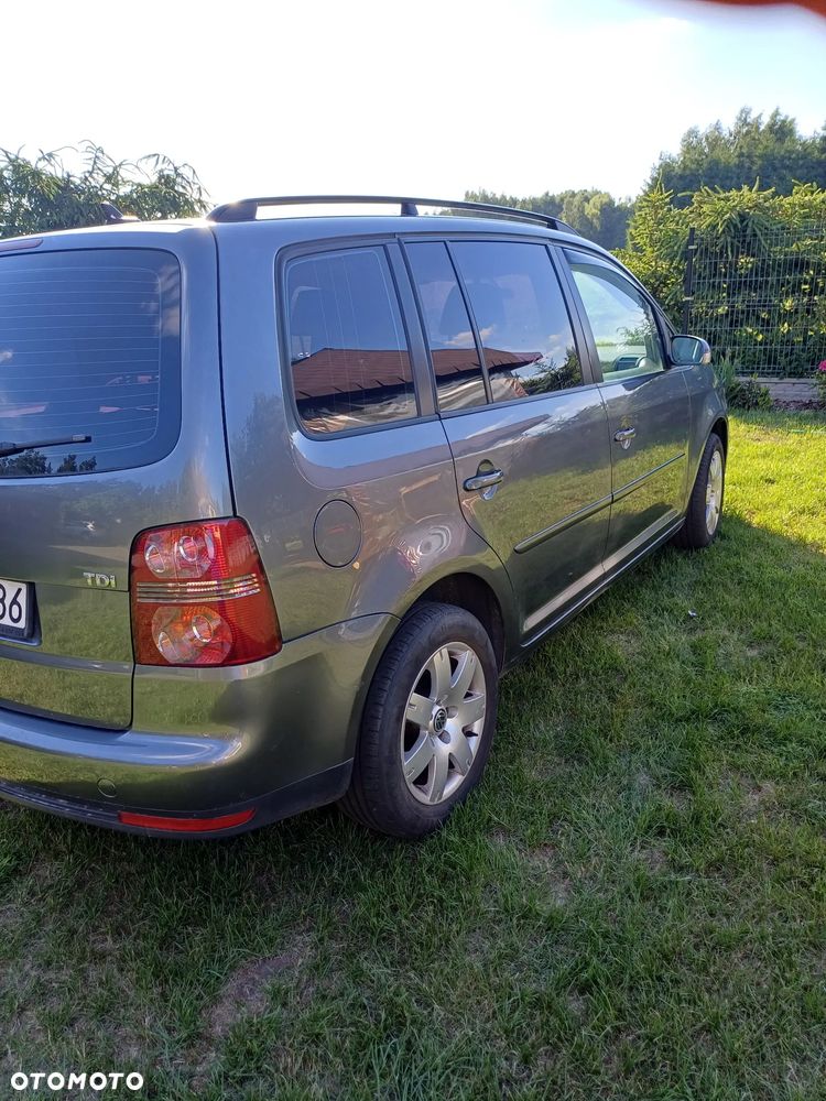 Volkswagen Touran 1.9 TDI Trendline - 1