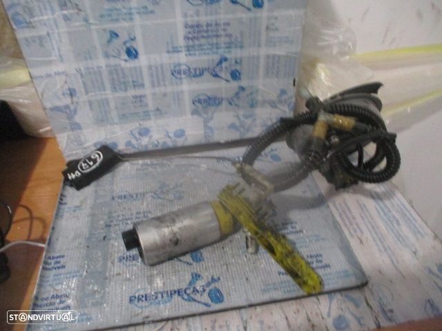 Bomba Combustivel 220801012003 8D0906087AF AUDI A4 2000 1.9TDI 115CV 5P CINZA DIESEL - 2