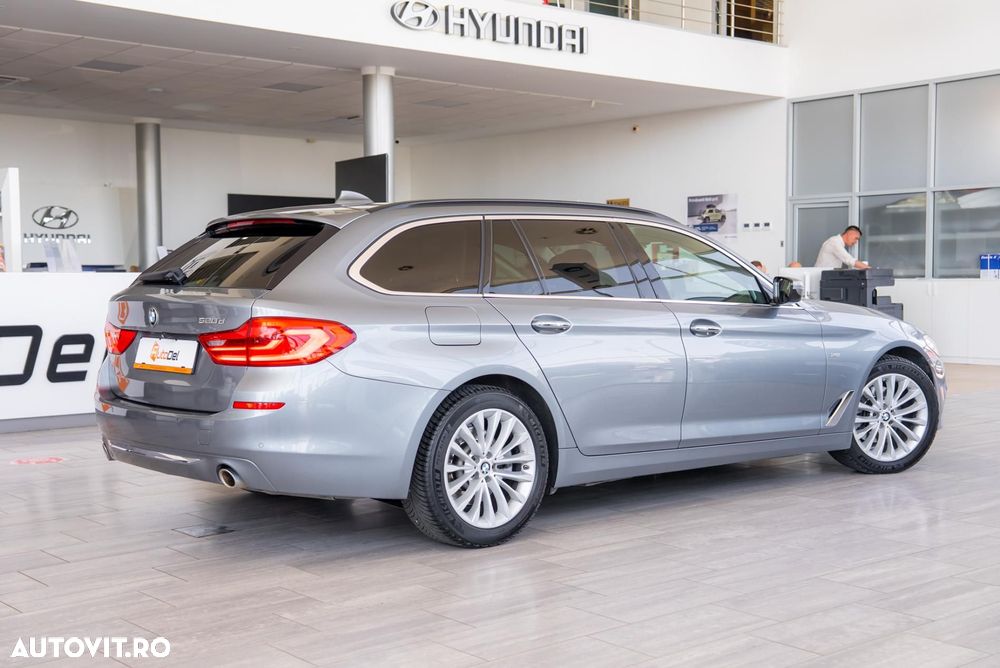 BMW Seria 5 520d Aut. Luxury Line - 13