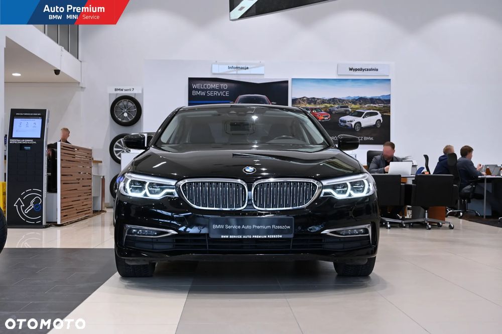 BMW Seria 5 520d xDrive - 2