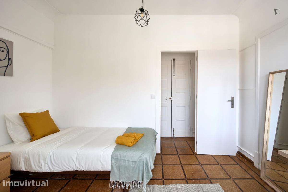 Quarto - localizado em Penha de França Lisbon - Grande imagem: 3/38