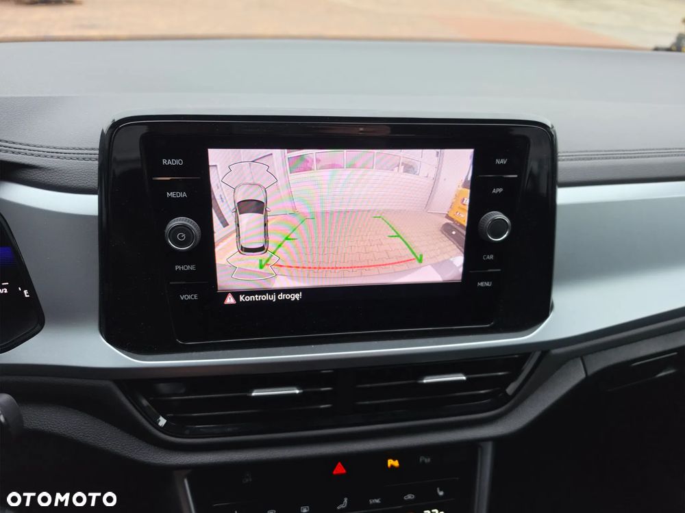 Volkswagen T-Roc 1.5 TSI Life DSG - 16