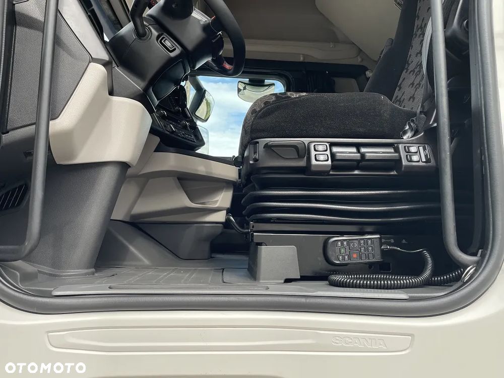 Scania S 450 STANDARD / DOPOSAŻONA / 20-21R./ SALON POLSKA / NOWE SPRZĘGŁO / VIRTUAL COCPIT / LED / STAN IDEALNY / - 13