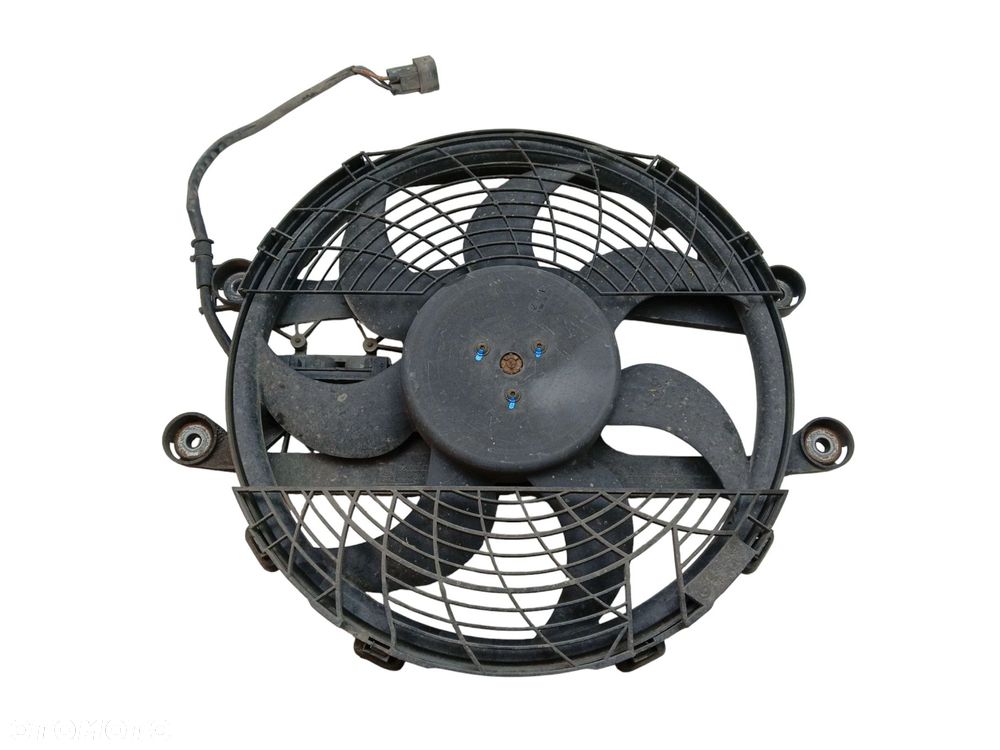 WENTYLATOR CHŁODNICY BMW 330 D - 3