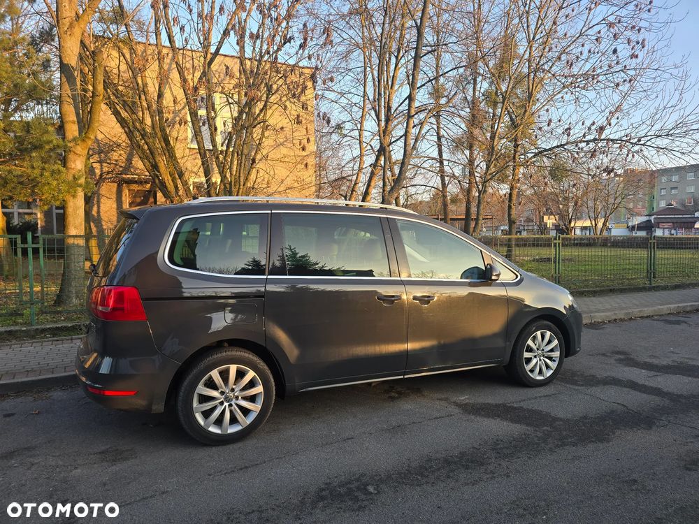 Volkswagen Sharan 2.0 TDI DSG BlueMotion Technology Comfortline - 9