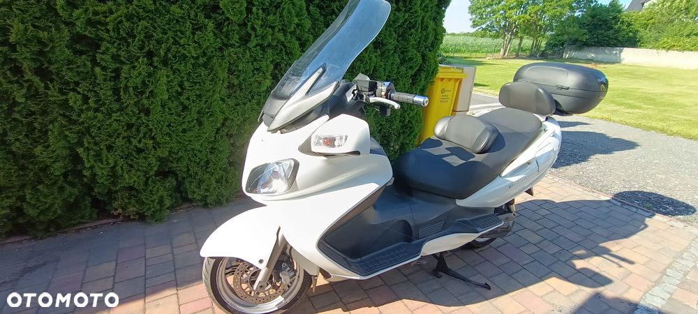 Suzuki Burgman - 1