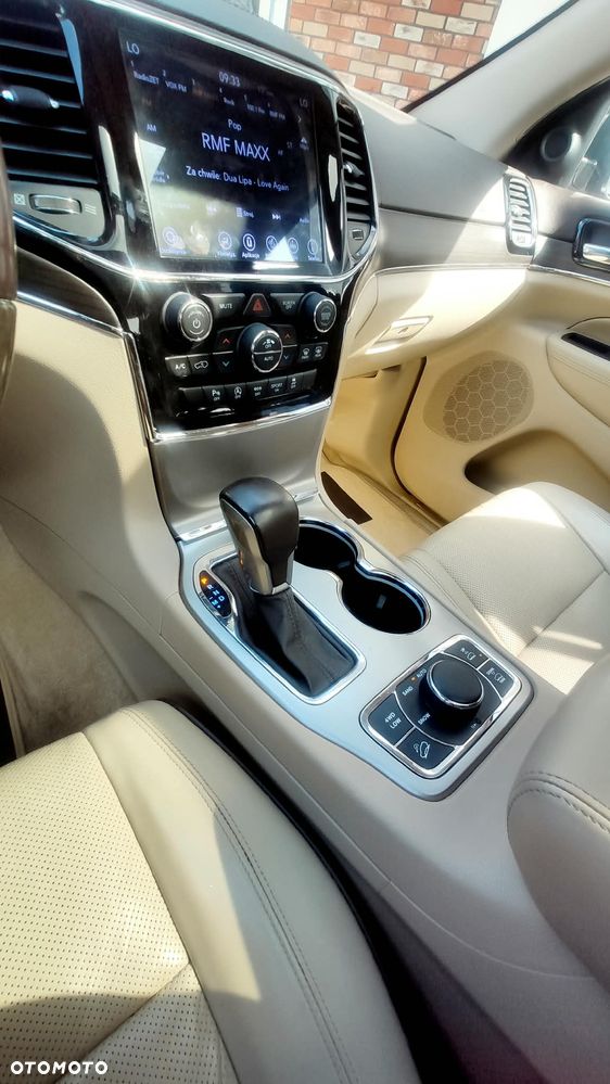 Jeep Grand Cherokee 3.6 V6 Overland - 19