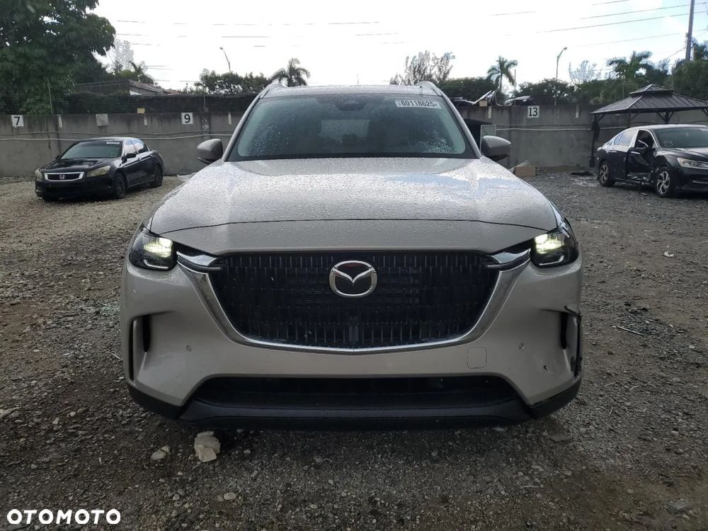 Mazda CX-90 - 5