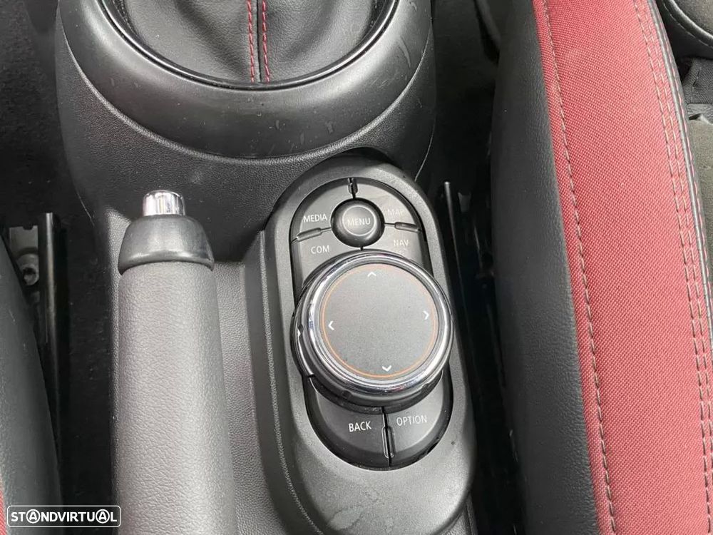MINI 3 Portas John Cooper Works Auto Desportiva - 16