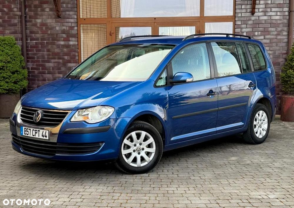 Volkswagen Touran - 8