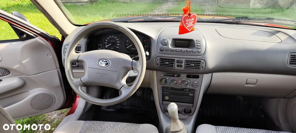 Toyota Corolla 1.4 VVT-i Terra - 18