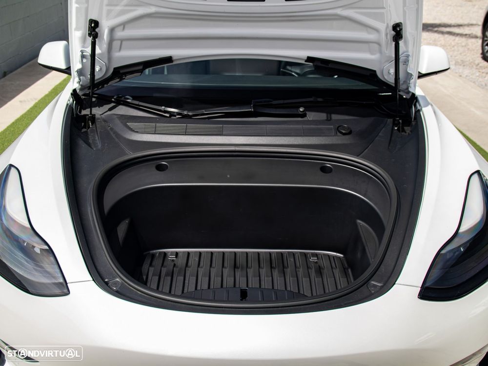 Tesla Model 3 Performance Dual Motor AWD - 39