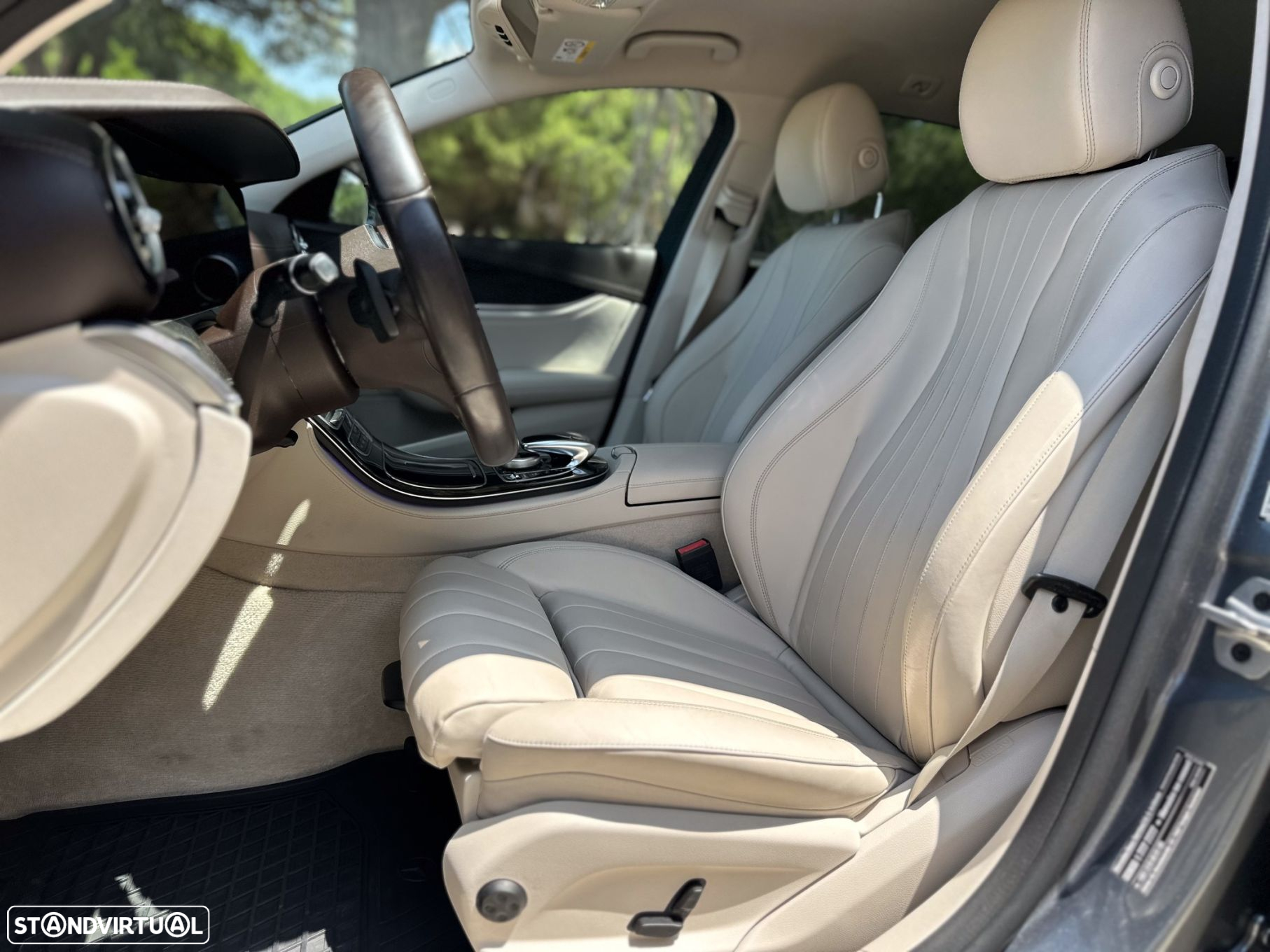 Mercedes-Benz E 300 - 16