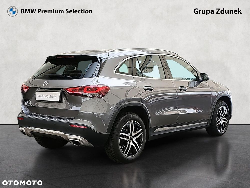 Mercedes-Benz GLA - 5
