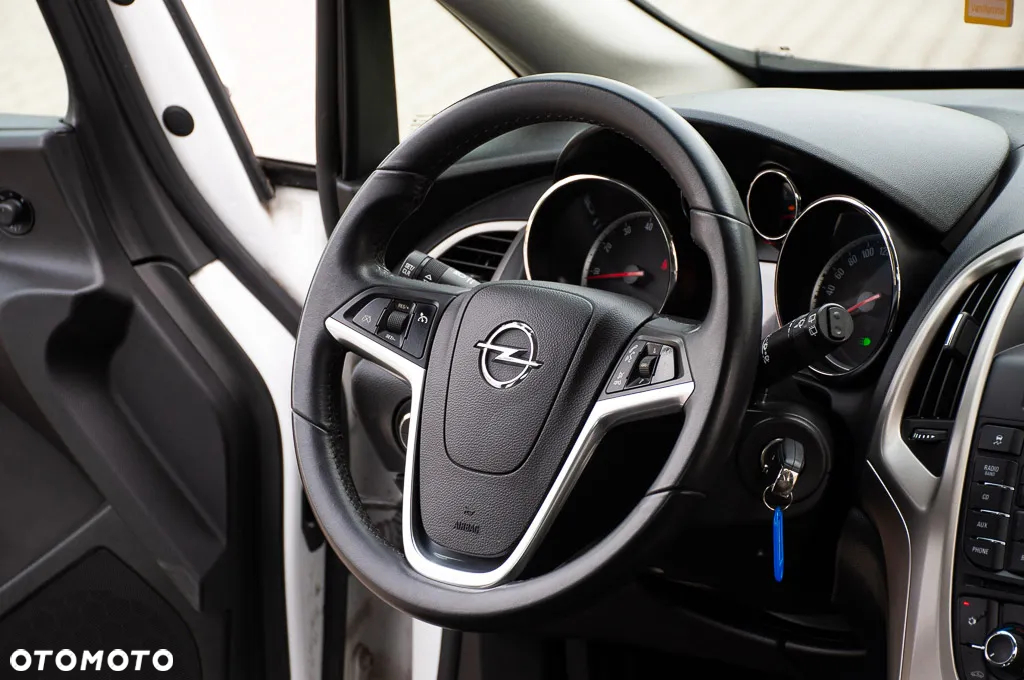 Opel Astra - 36