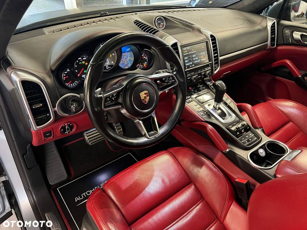 Porsche Cayenne S Diesel - 10