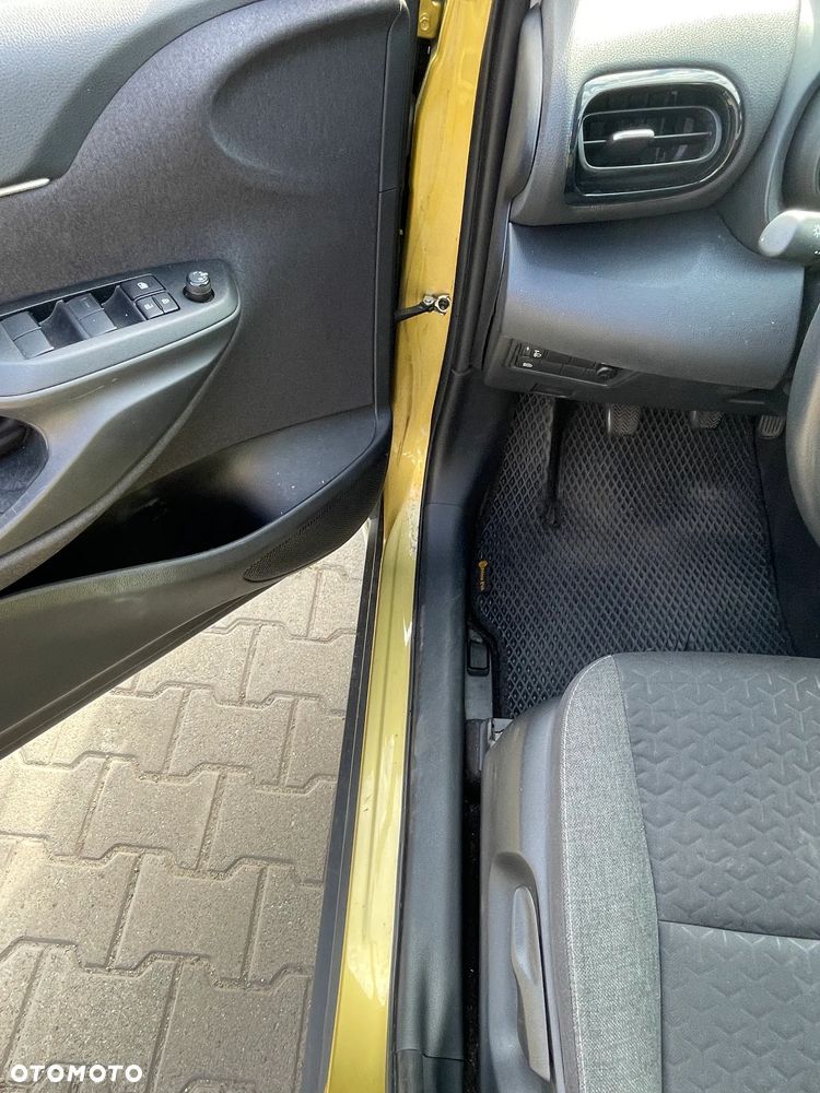 Toyota Yaris Cross - 15