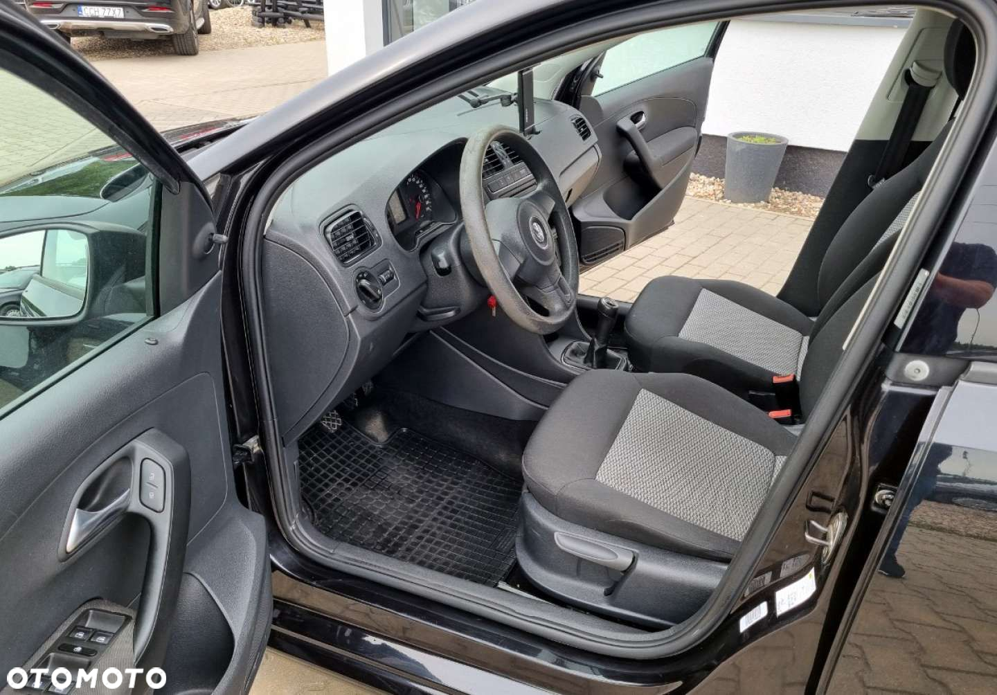 Volkswagen Polo - 5