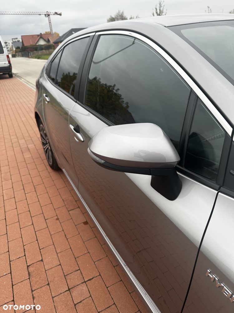 Toyota Corolla 1.8 Hybrid Comfort - 29