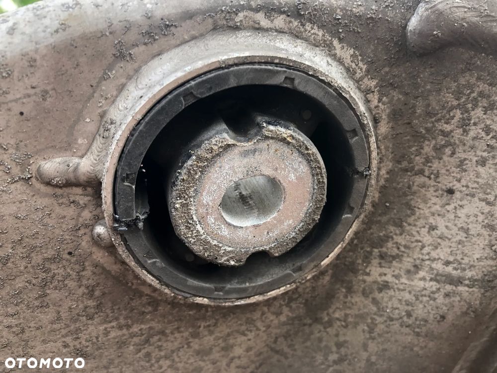 BMW 6 E63 E64 WÓZEK BELKA ZAWIESZENIA TYŁ SANKI 6770842 - 2