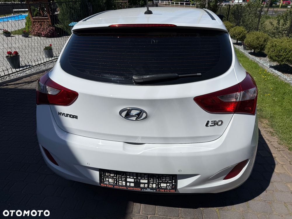 Hyundai i30 blue 1.4 YES Gold - 5