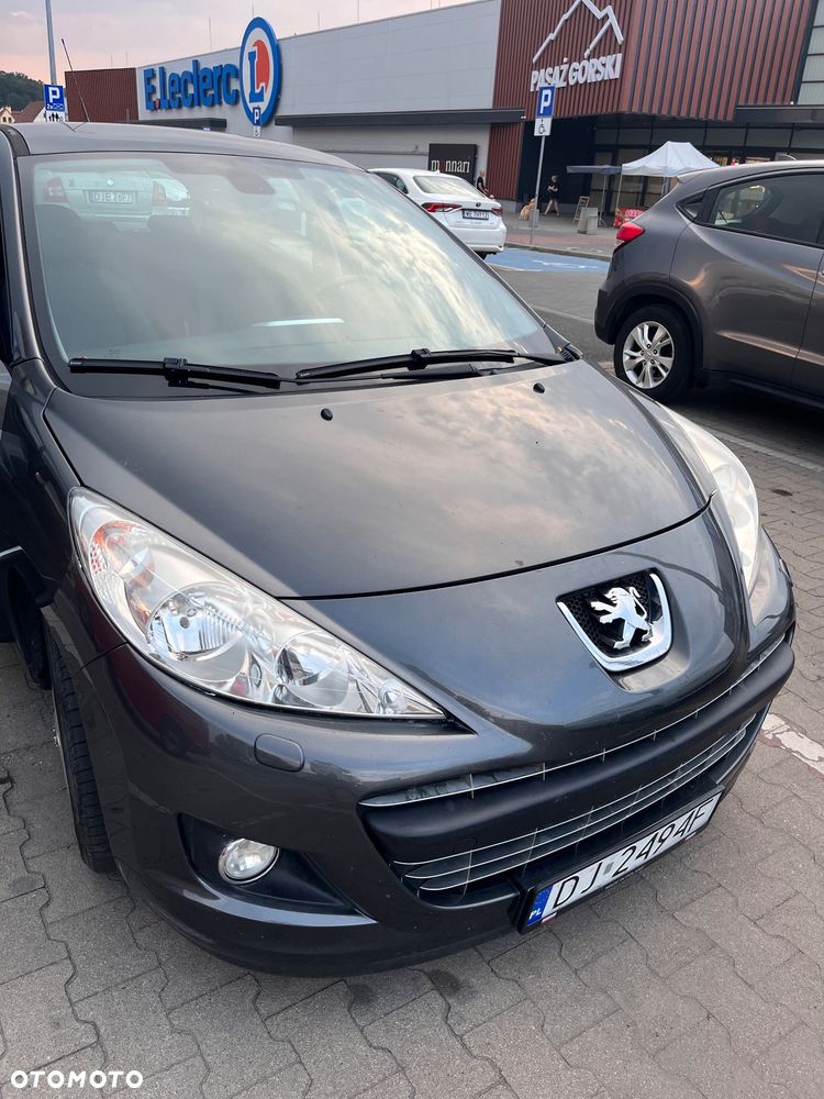 Peugeot 207 HDi FAP 92 Forever - 1