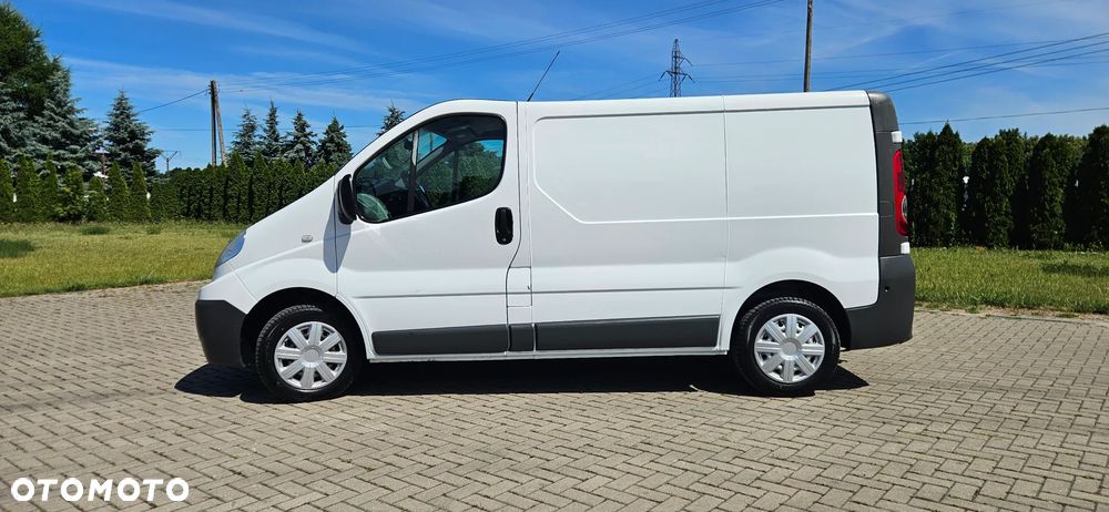 Renault Trafic - 25