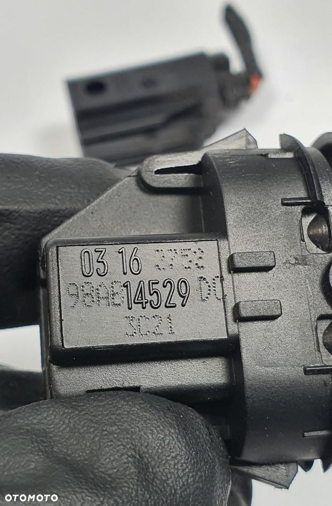 PRZYCISK SZYBY FORD FOCUS MK1 98AB-14529-DC - 4