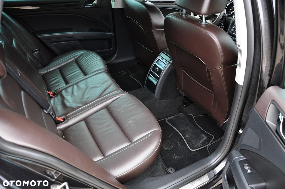 Skoda Superb 2.0 TDI L&K DSG - 27