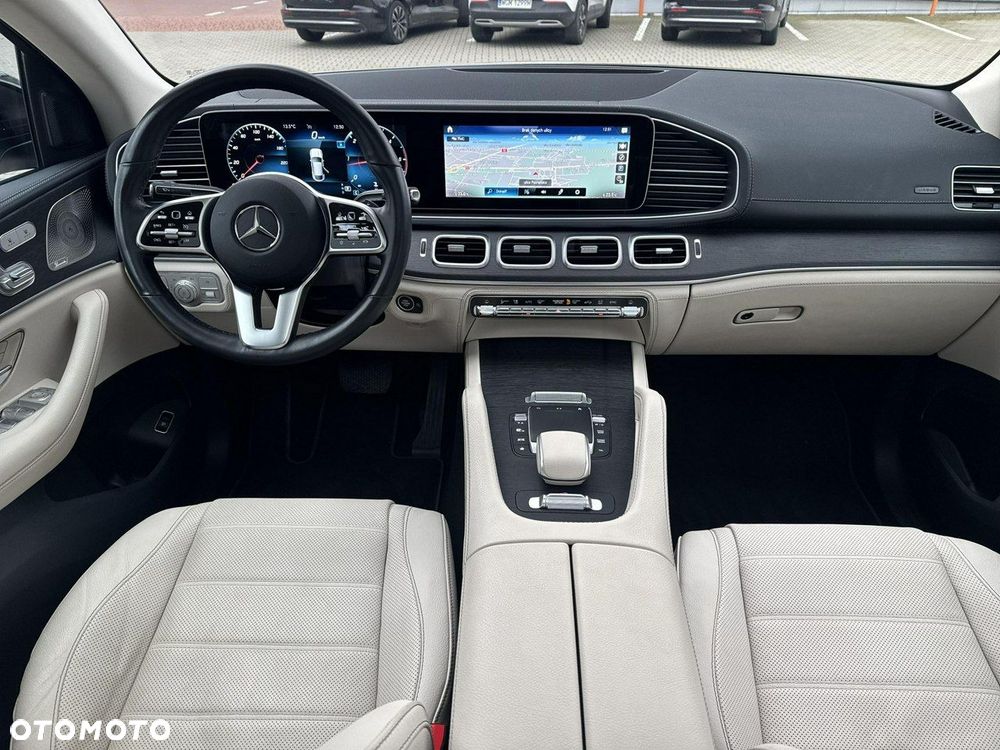 Mercedes-Benz GLE - 24