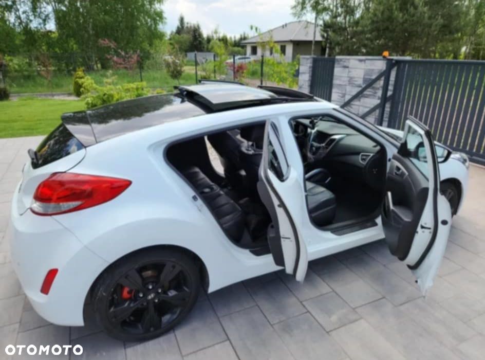 Hyundai Veloster 1.6 blue Premium - 3