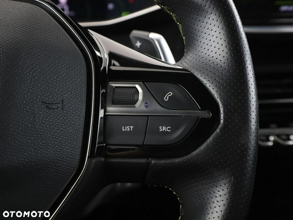 Peugeot 2008 1.2 PureTech GT Line S&S EAT8 - 32