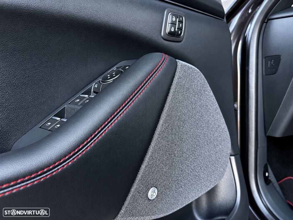 Ford Mustang Mach-E 75.7 kWh Premium AWD - 14