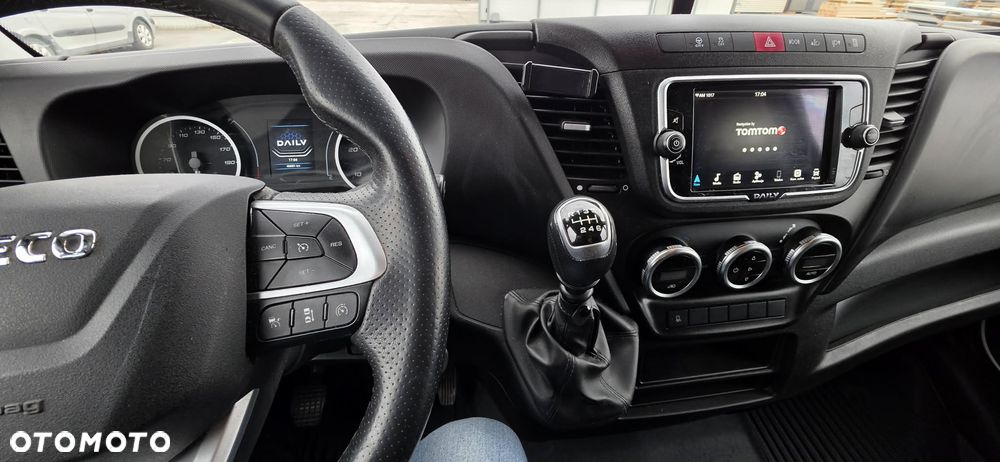 Iveco 35S18H Plandeka - 6