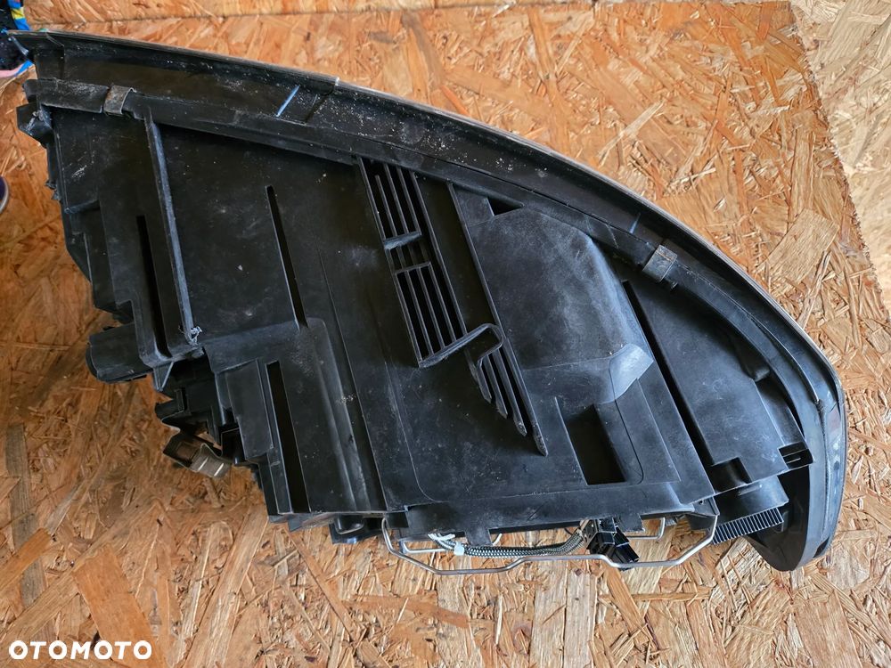 VOLVO S40 V50 LIFT LAMPA LEWA BIXENON EU - 5